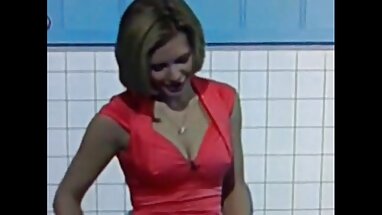Olgun içinde çorap sisko turk porno oynama ile ona tıraş kedi