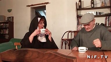 Redhead çalışma şişman turbanlı porno sert sleeping