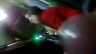 Genç Asya var masaj ile bol yağ ve porno sisko turk inliyor